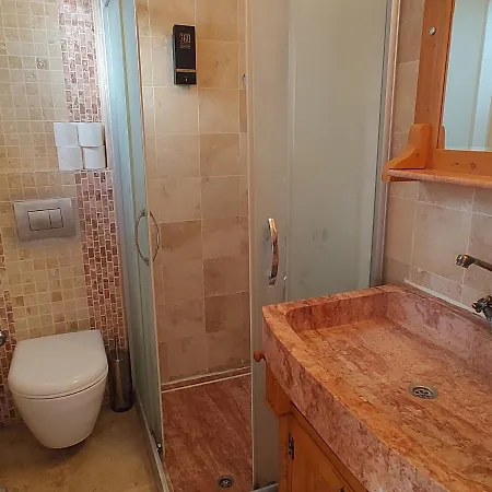 Kemerlihan Deluxe 2* Alacati
