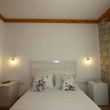 Kemerlihan Deluxe 2* Alacati